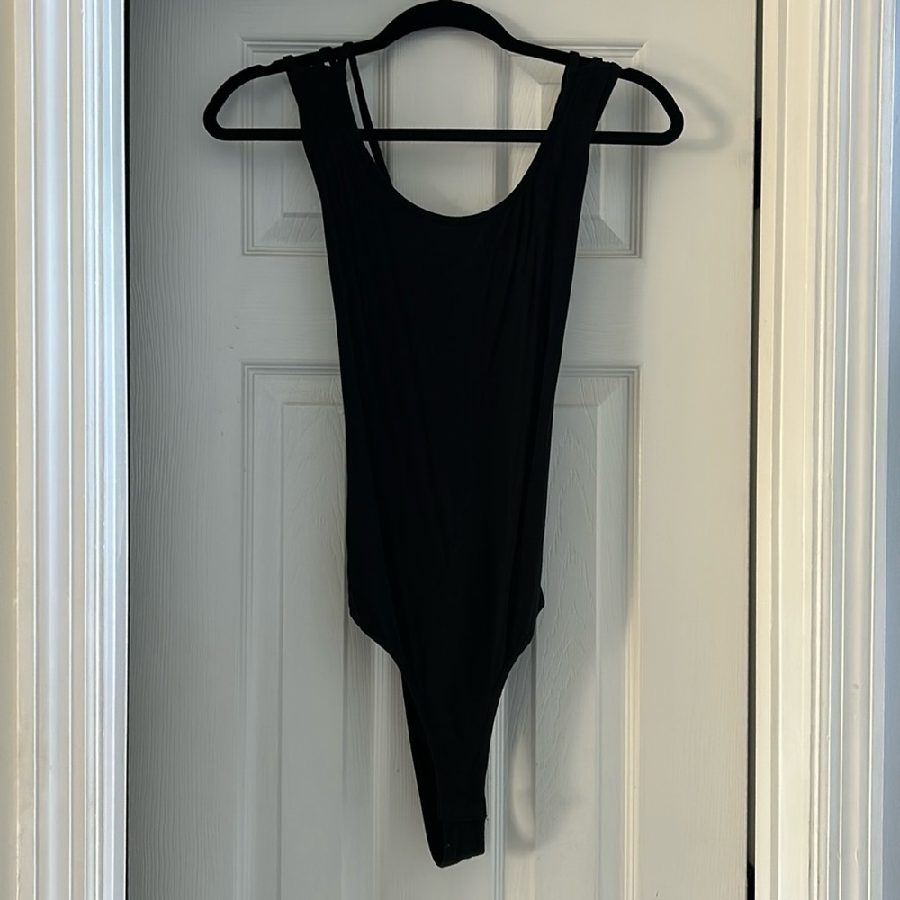Forever21 black open back bodysuit
